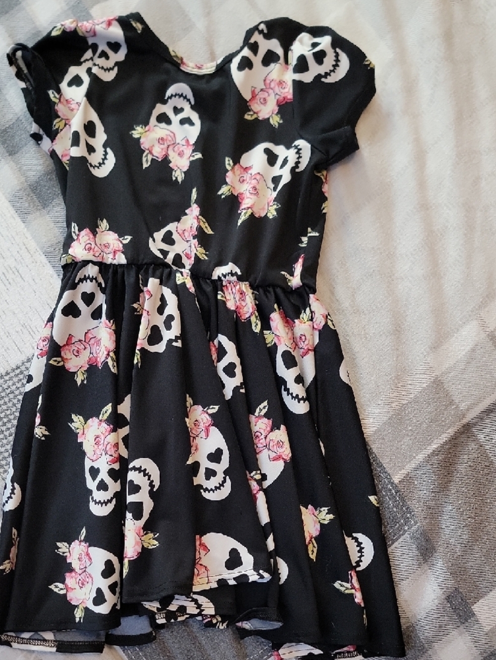 Dot Dot Smile Black Dress with Pink Rose Skull Print - Picture 3 of 4